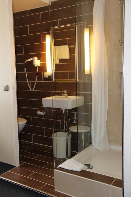 Hotel Rheinischer Hof Erkelenz Room photo